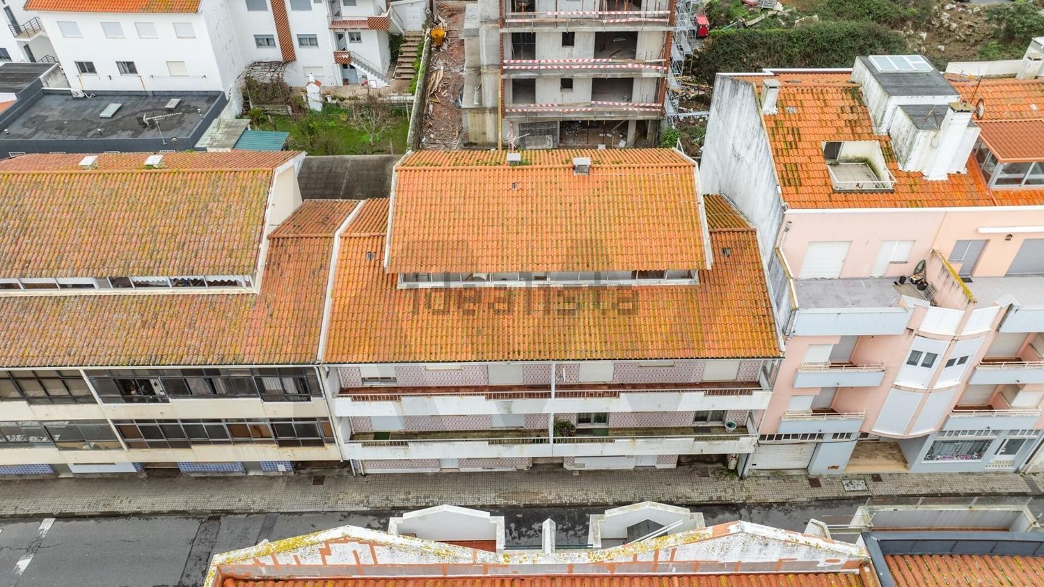 公寓 t1出售在Rua 5 de Outubro, 154 - 游泳池