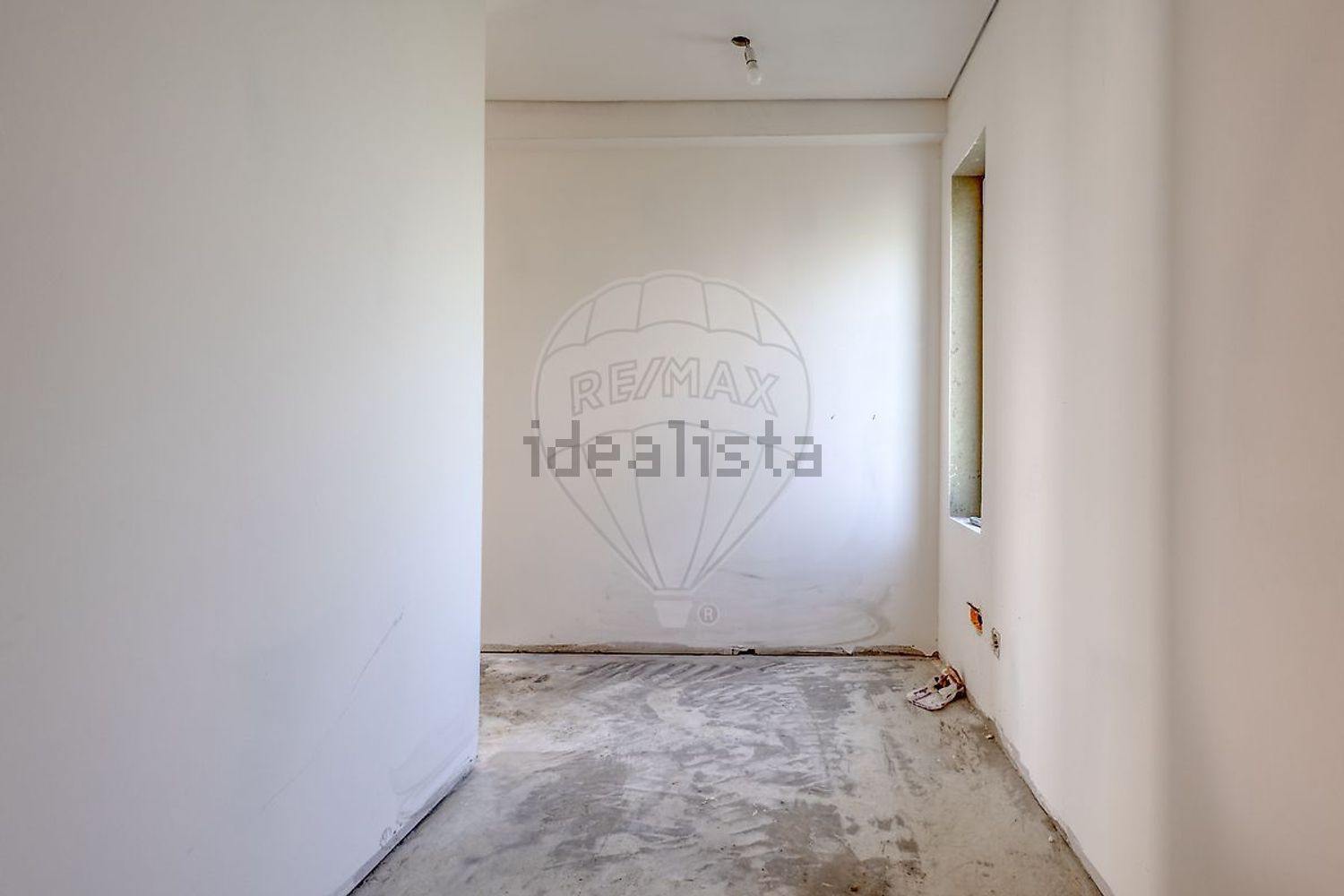 小楼房或独栋别墅出售在 Fiães - 居住