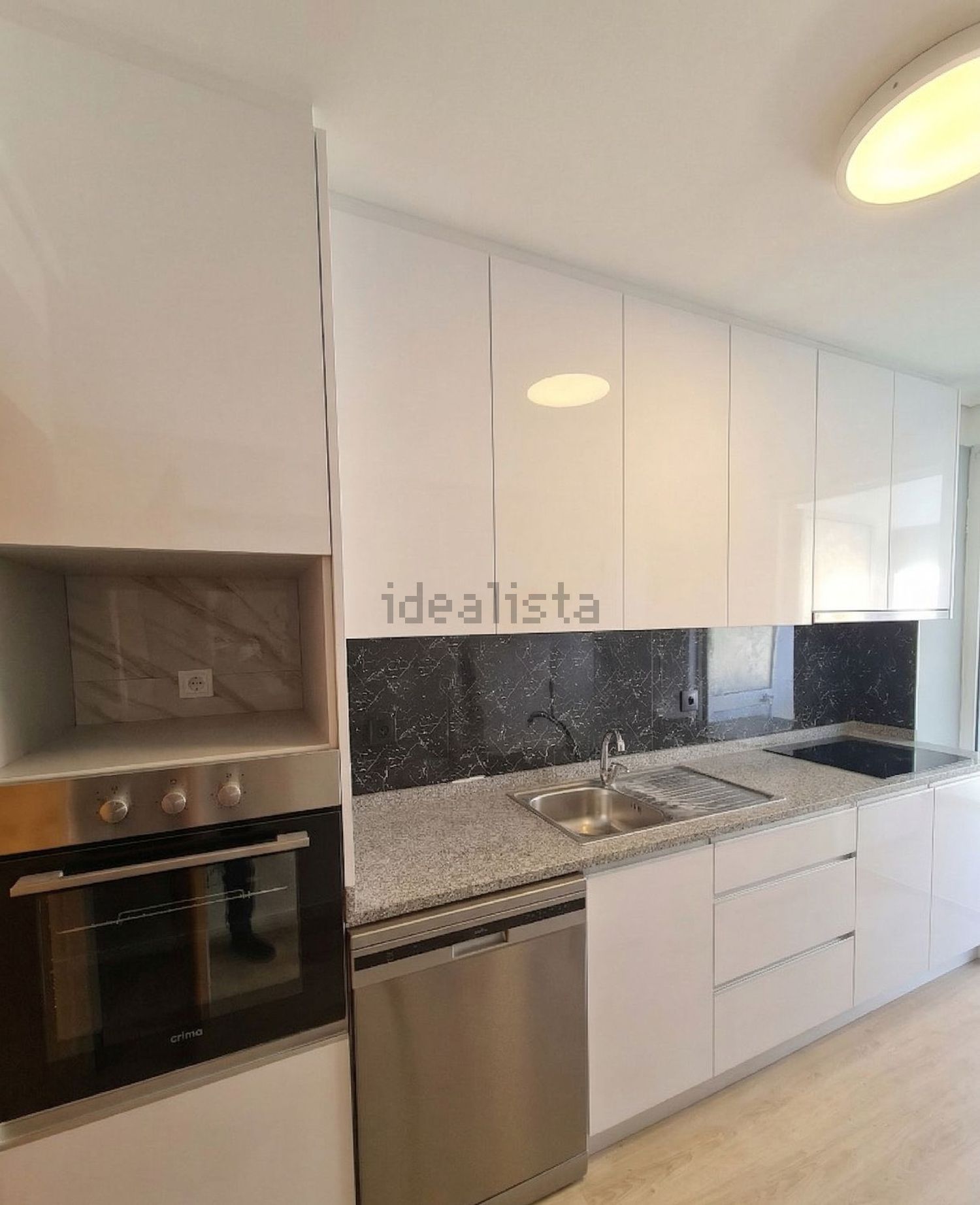 出租公寓 t5在Rua Doutor António Ferreira Soares, 42 - 厨房