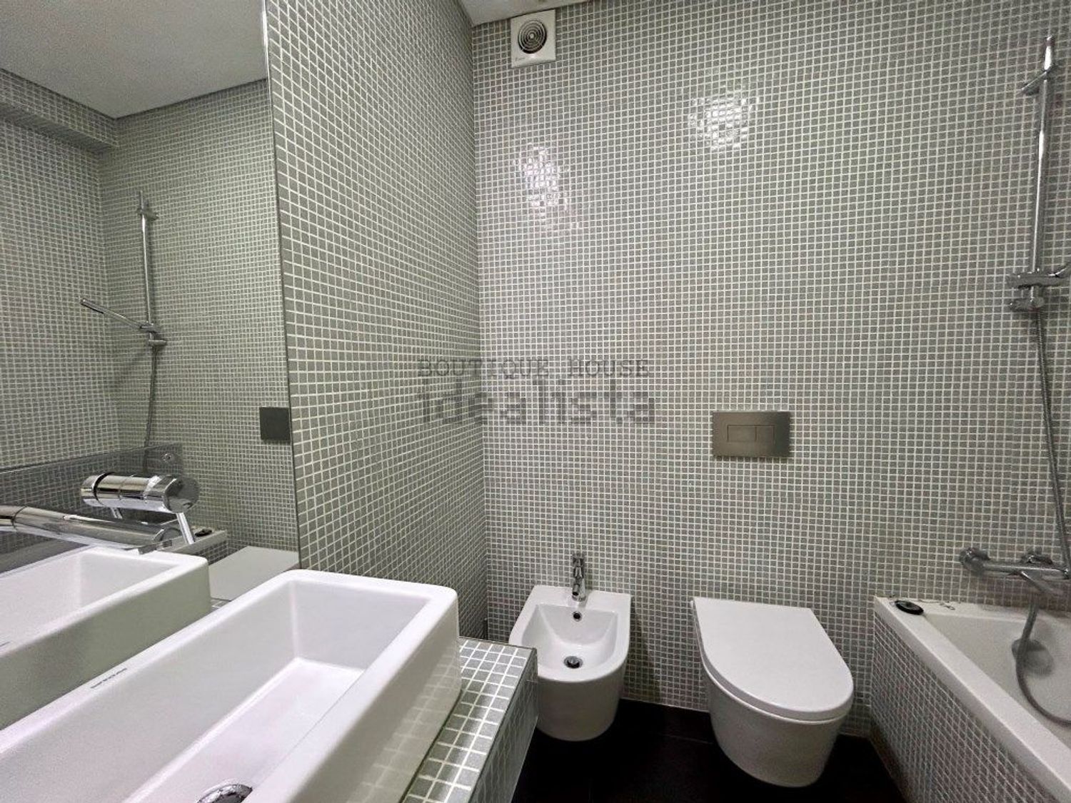 出租公寓 t3在 Cooperativa dos Arquitectos - Fonte da Moura - Pedra Verde - 卫生间