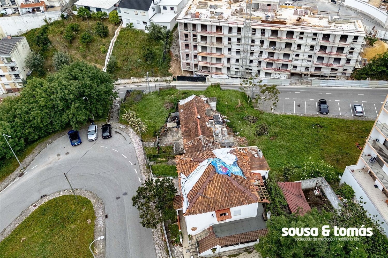 小楼房或独栋别墅出售在 Bairro dos Anjos - Vale da Cabrita - 游泳池