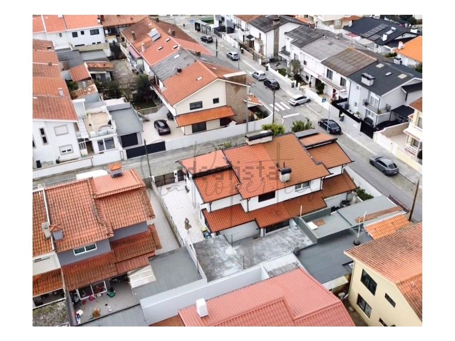 小楼房或独栋别墅出售在 Vila Nova da Telha - 游泳池