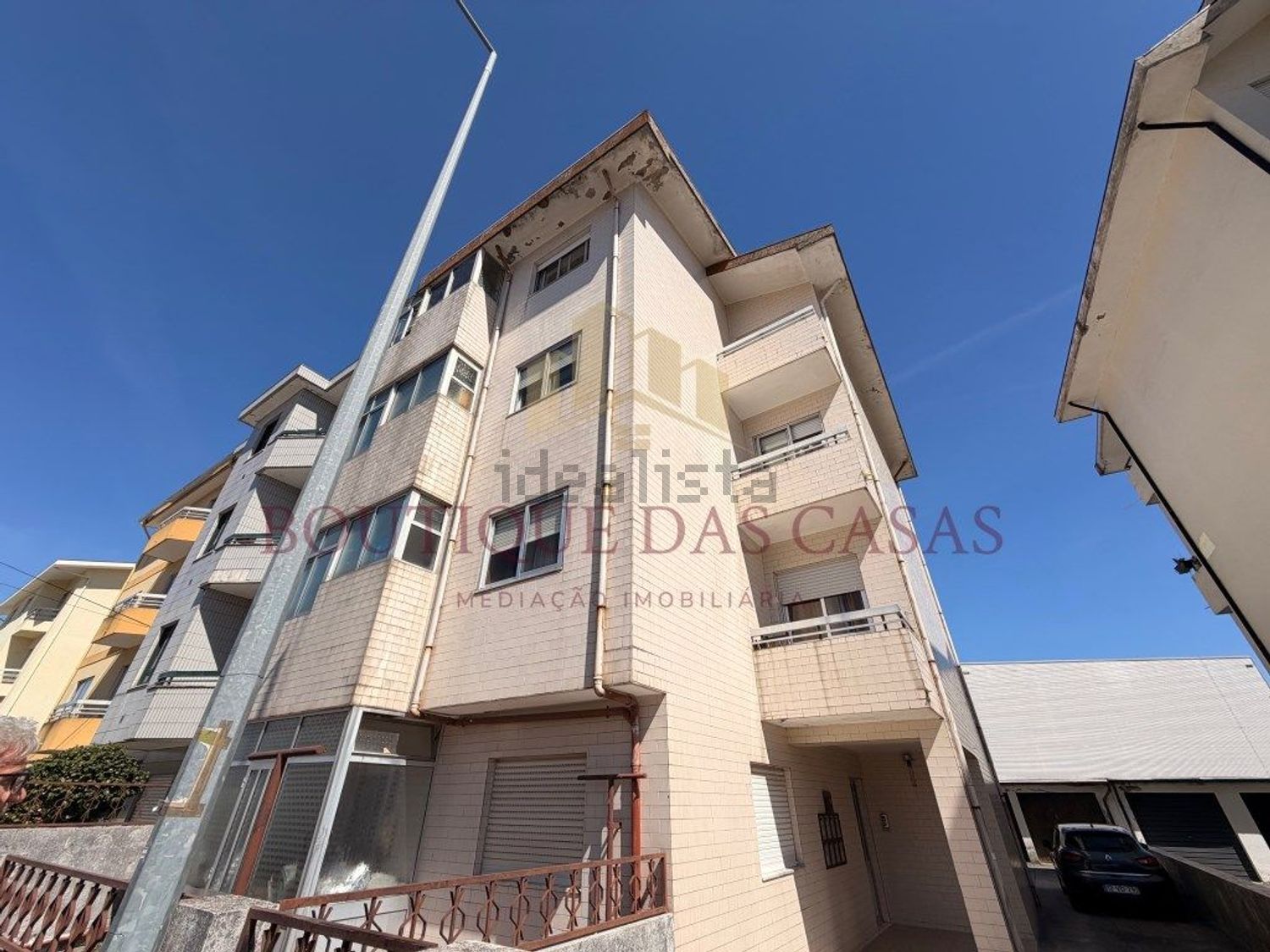 公寓 t2出售在Rua São Salvador, 172 - 外立面