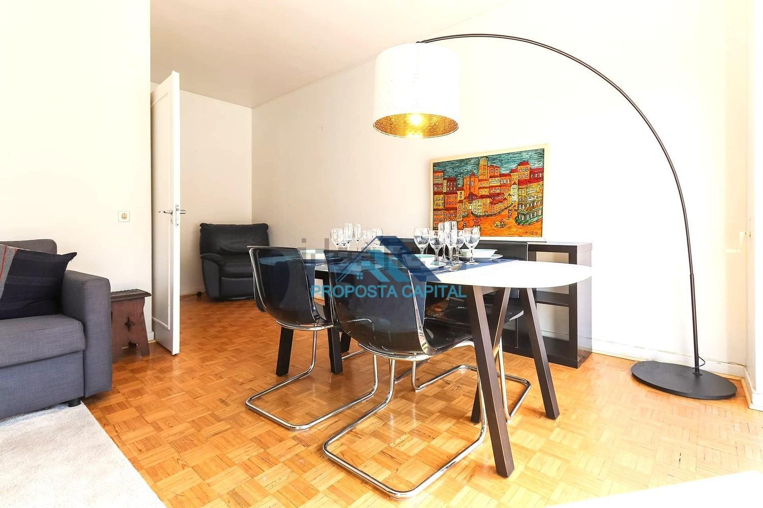 出租公寓 t1在 Av. de Roma - Campo Pequeno - 客厅