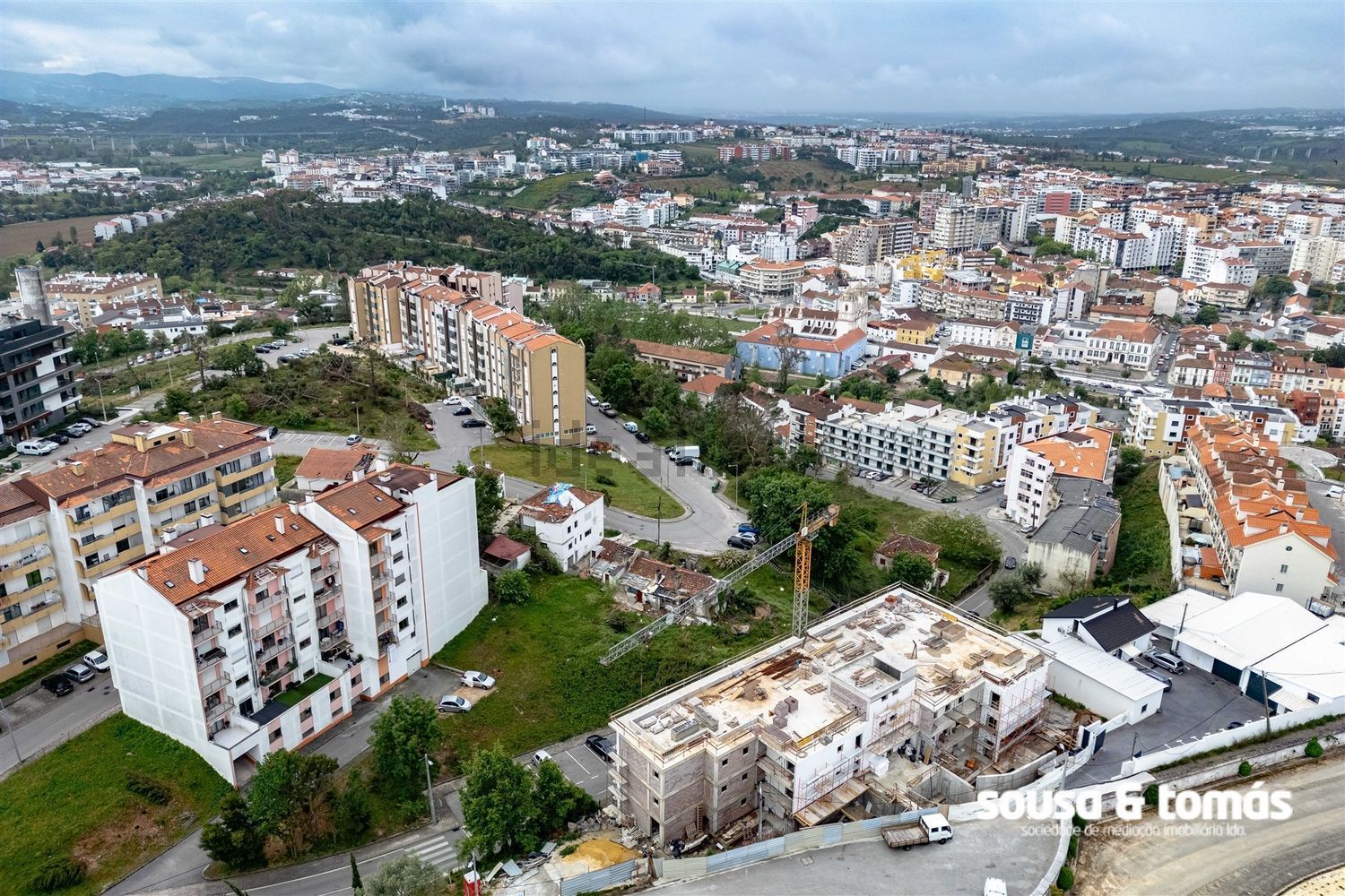 小楼房或独栋别墅出售在 Bairro dos Anjos - Vale da Cabrita - 视线