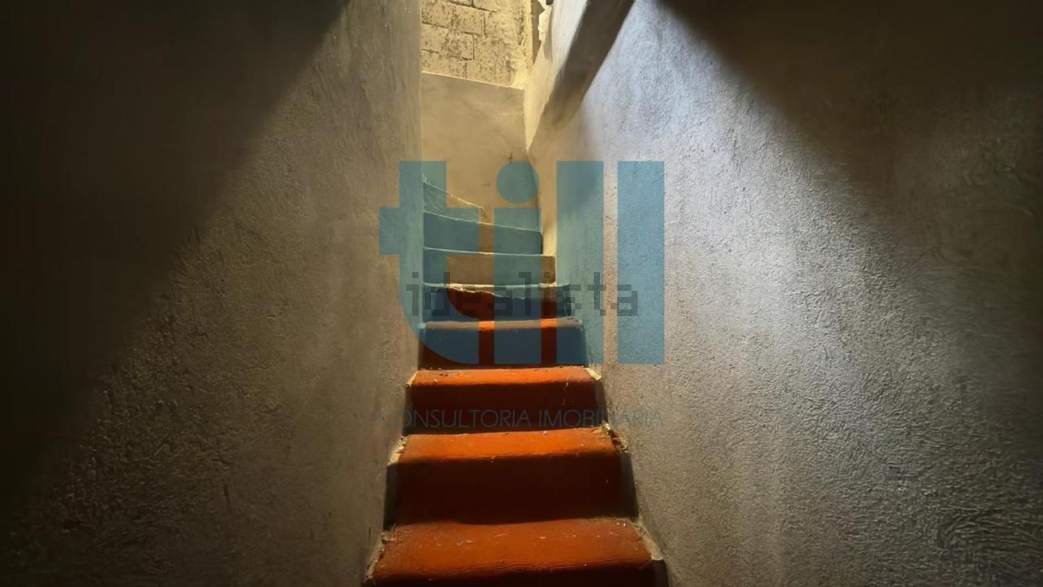 小楼房或独栋别墅出售在 Vila Pouca de Aguiar - 详情