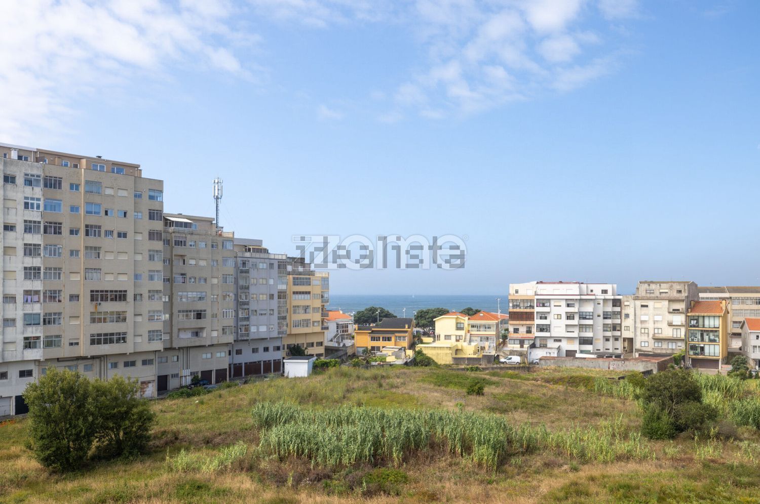 公寓 t2出售在Praça Doutor José Maria de Sousa Pereira - 视线