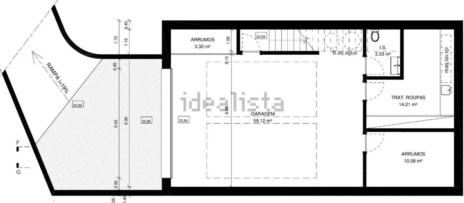 小楼房或独栋别墅出售在Rua Comandante Dionisio Casa-Nova Viegas - 平面图