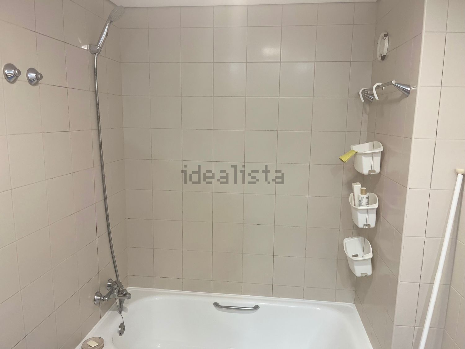 出租公寓 t1在Rua Cesário Verde, 59 - 卫生间