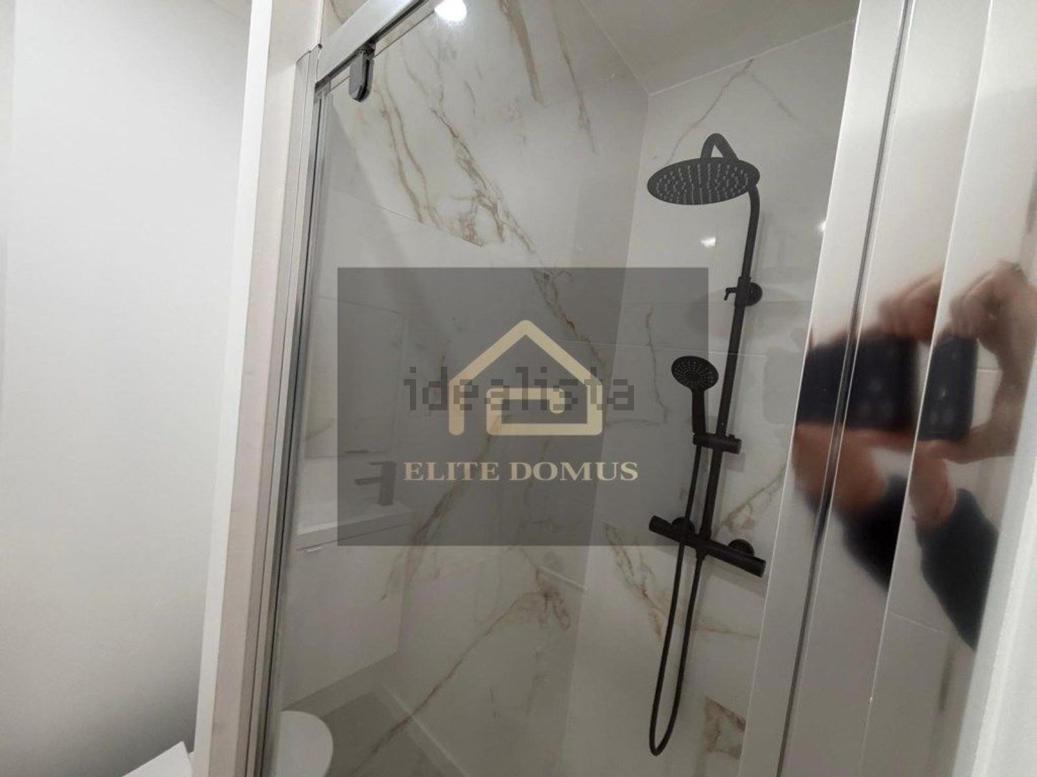 公寓 t4出售在 Damaia de Cima - 照片