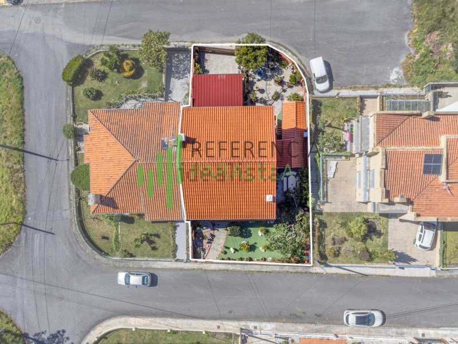 小楼房或别墅出售在 Vila Nova de Anha - 照片