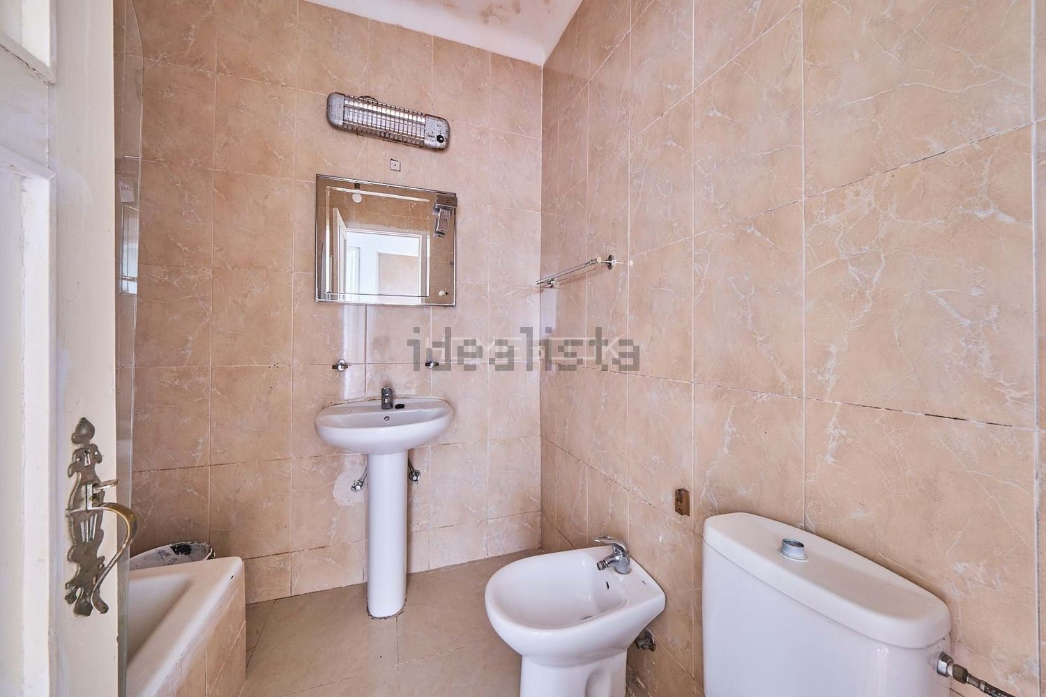 公寓 t2出售在 Estação Roma-Areeiro - 卫生间
