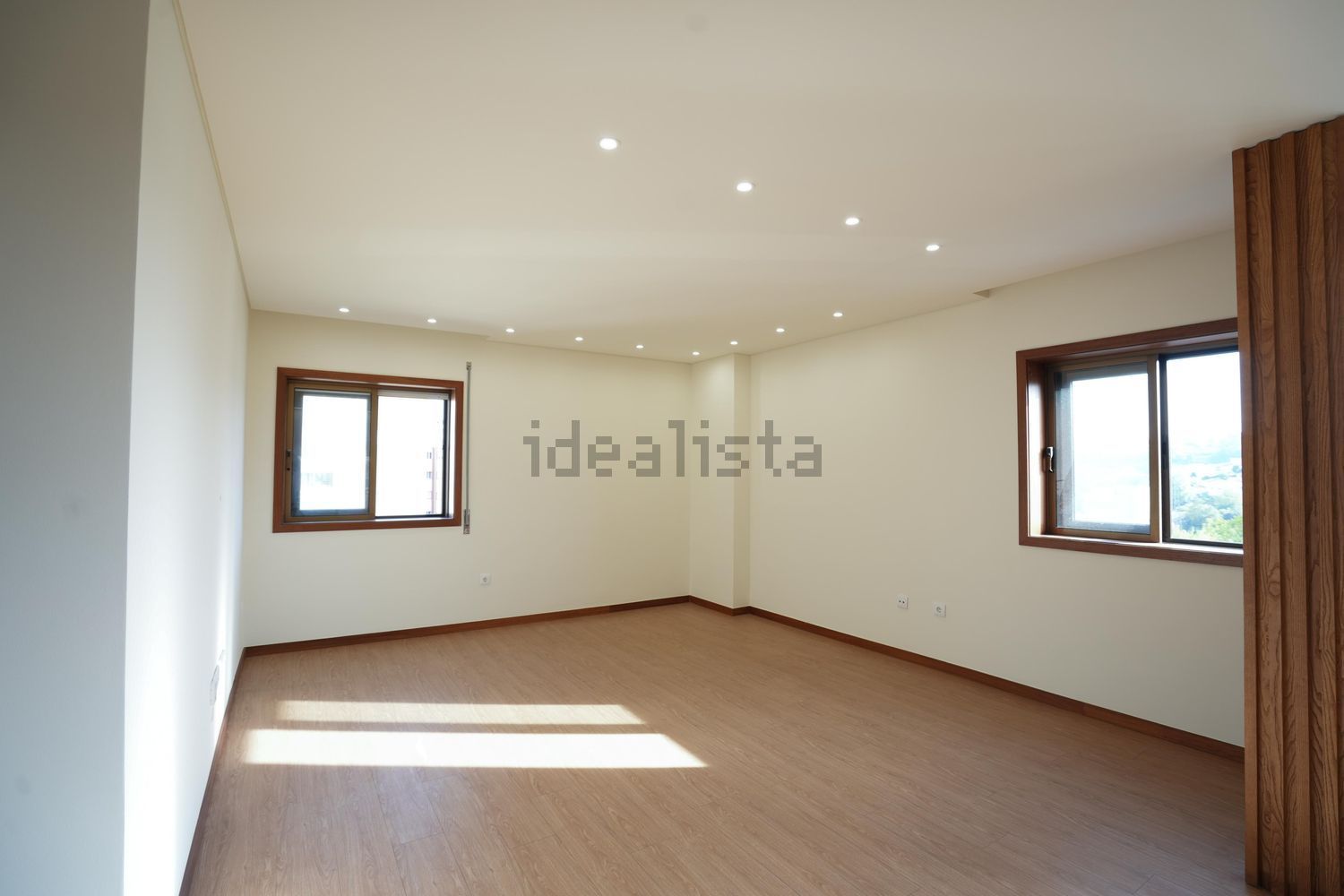 公寓 t3出售在Rua Jornal de Santo Tirso, 130 - 客厅