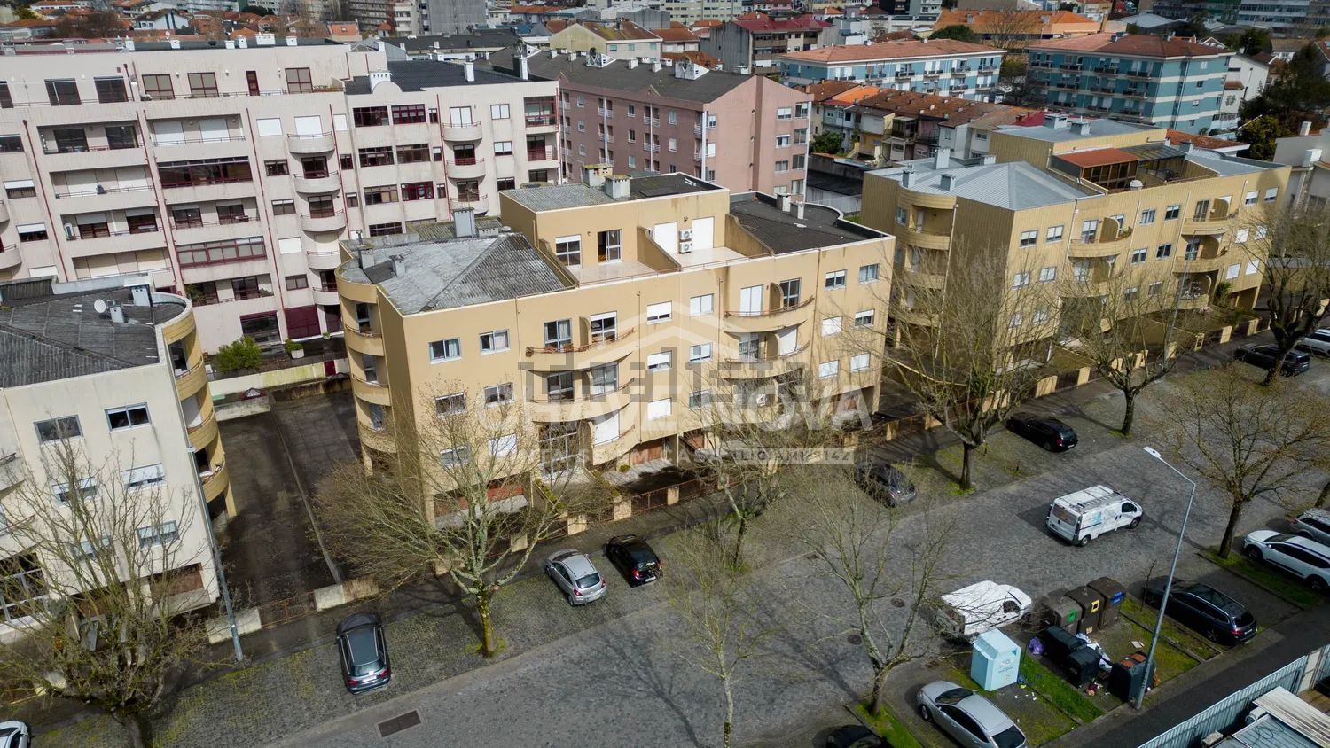 公寓 t3出售在Avenida Manuel Pinto de Azevedo - 视线