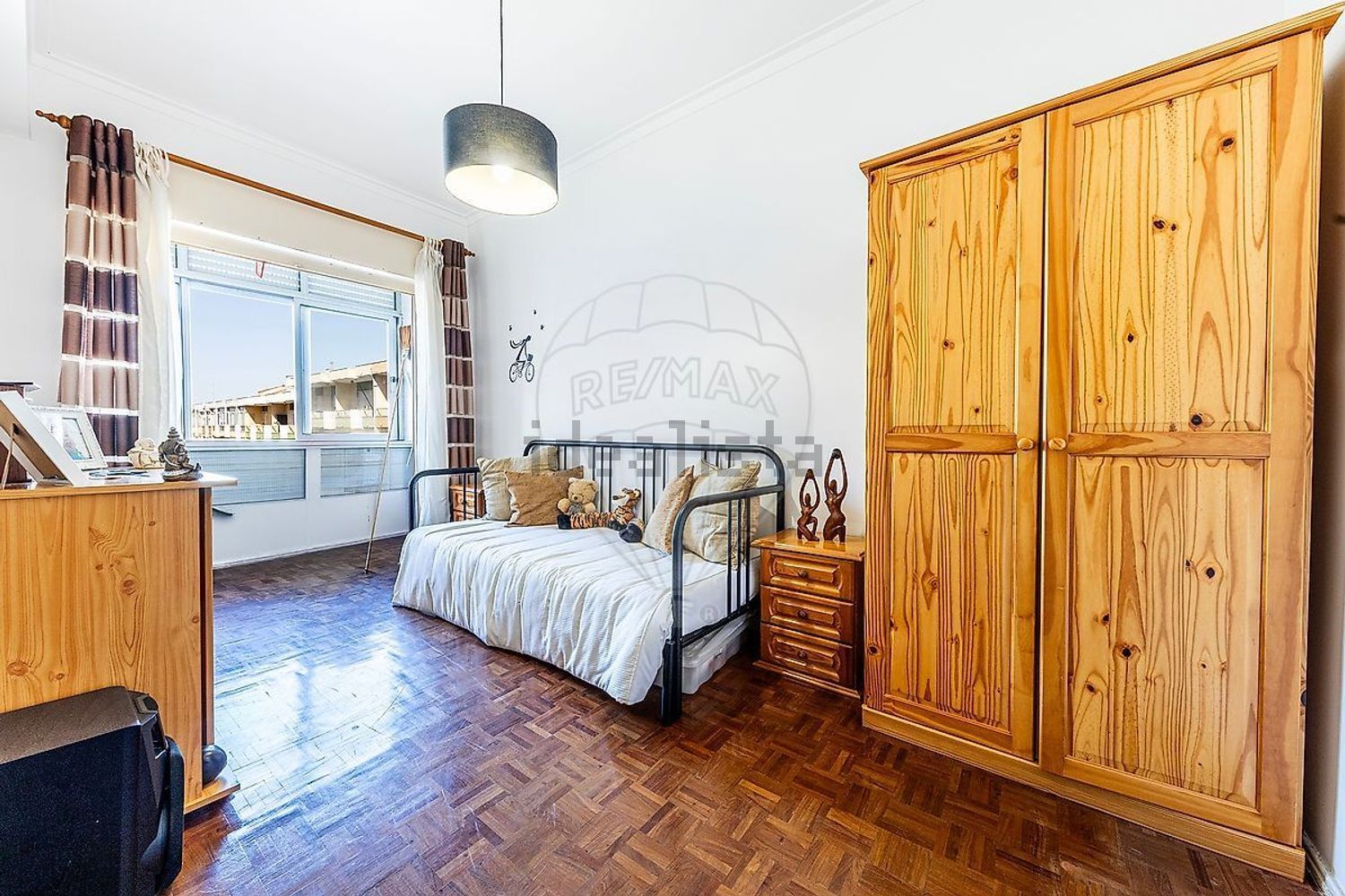 公寓 t2出售在Praceta Almirante Gago Coutinho - 卧室