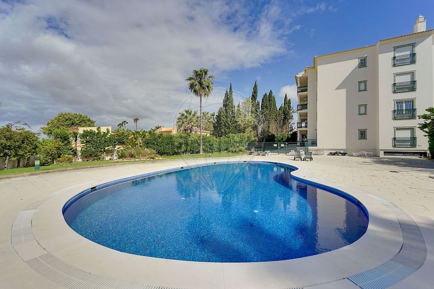 公寓 t2出售在Rua Teixeira de Pascoais - 游泳池