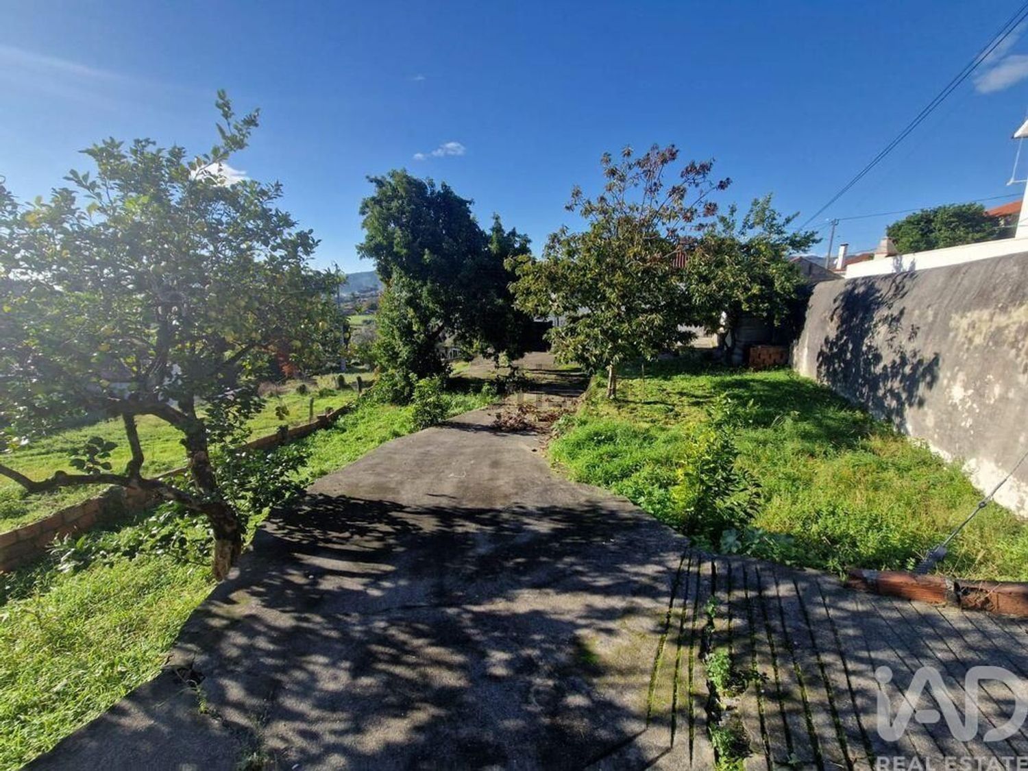 小楼房或独栋别墅出售在 Santa Marta de Portuzelo - 周边