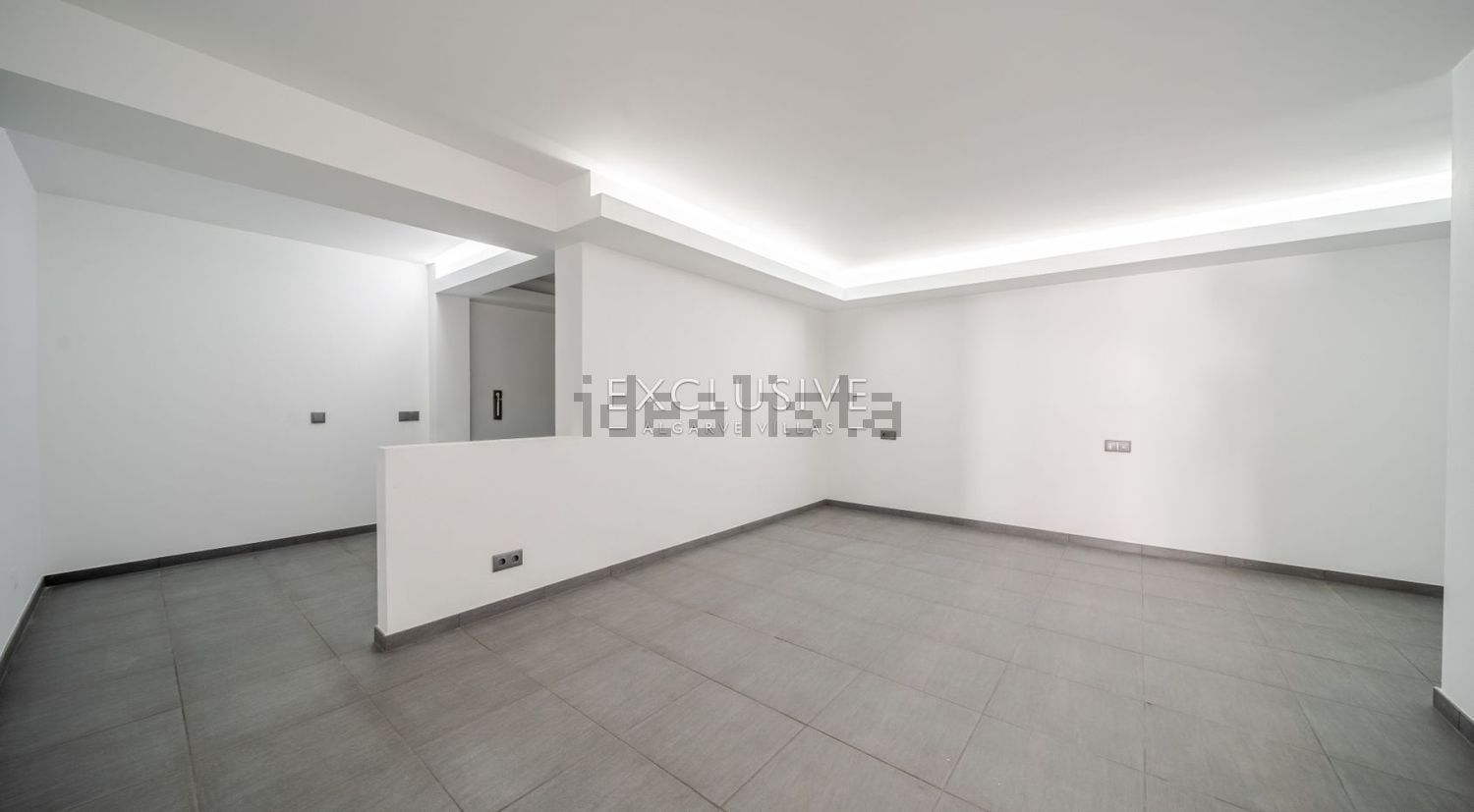 小楼房或别墅出售在Rua das Cássias - 居住