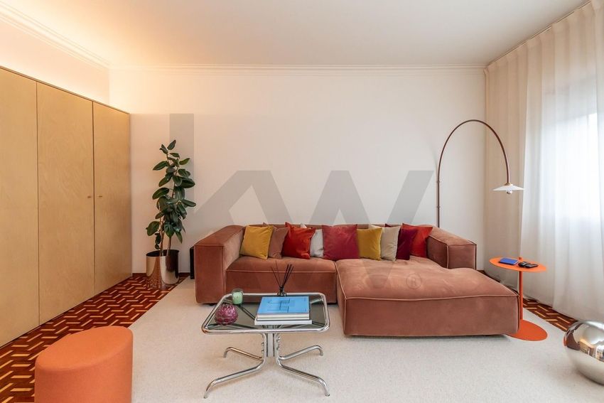公寓 t3出售在 Bairro S. Miguel - Entrecampos