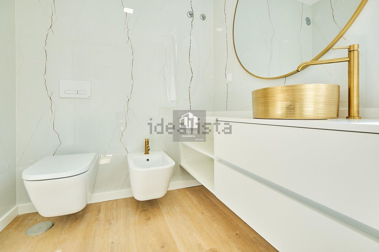 双拼别墅出售在Rua das Flores s/n - 卫生间