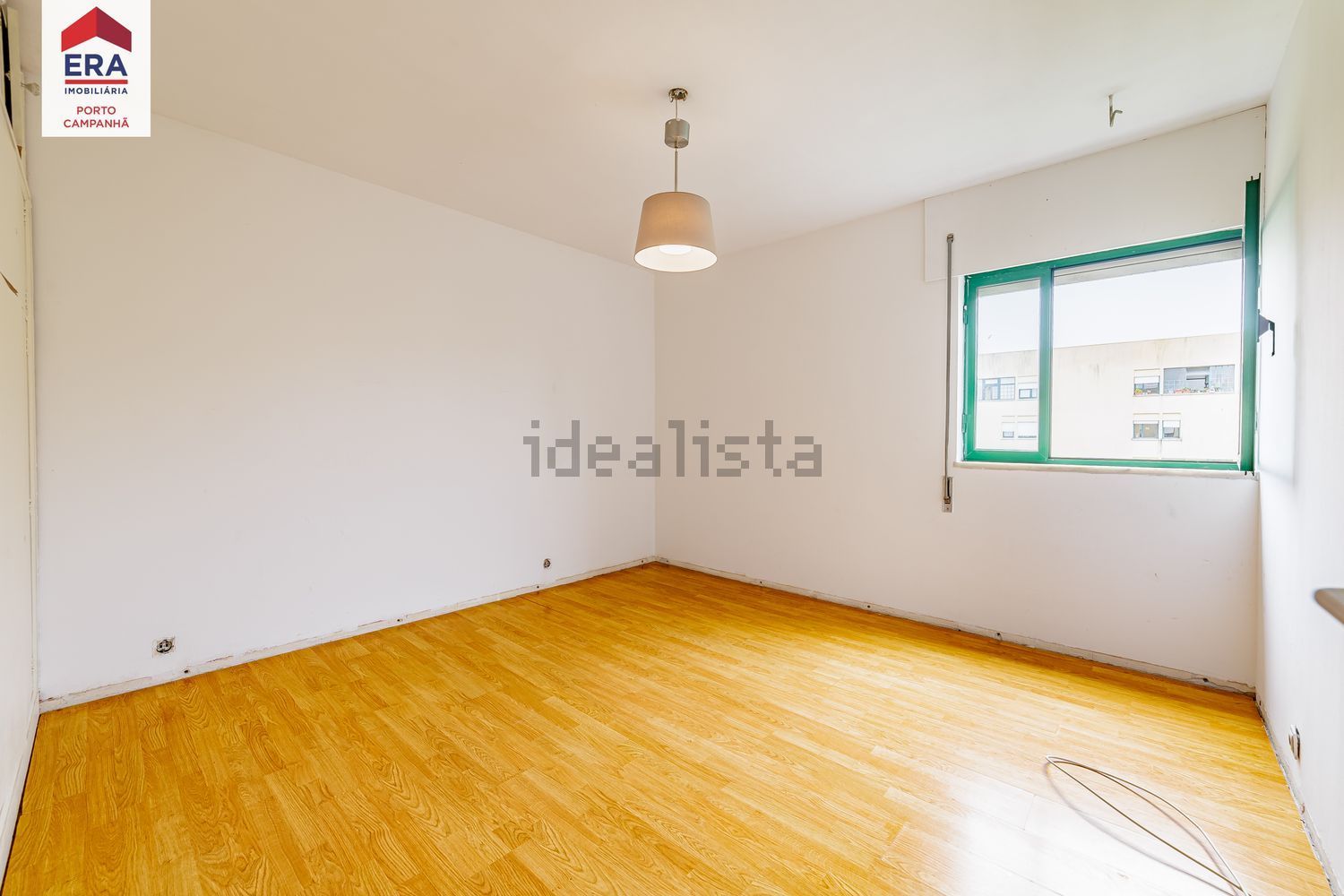 公寓 t3出售在Rua Damião de Góis s/n - 详情
