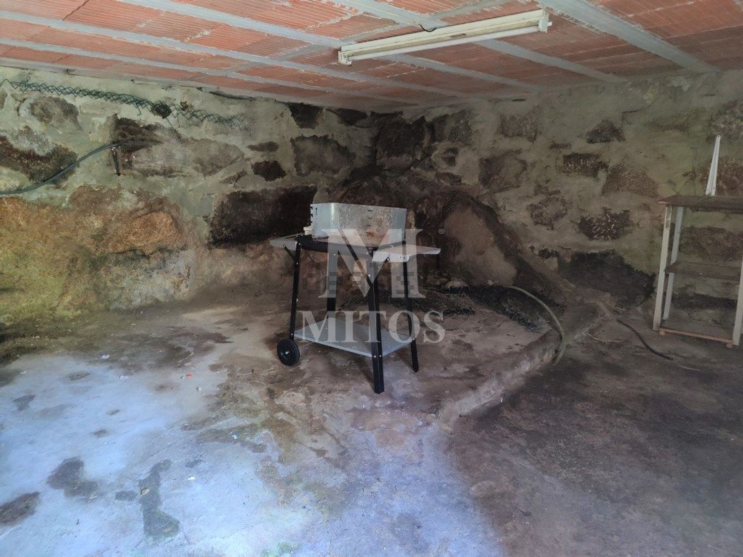 小楼房或独栋别墅出售在 Perre - 照片