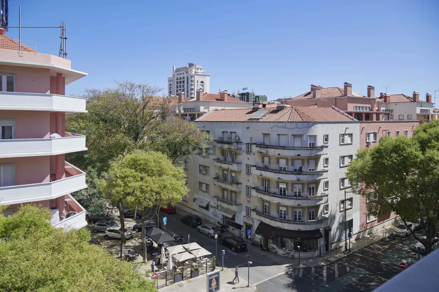 出租房间在Avenida Defensores de Chaves, 79 - 视线