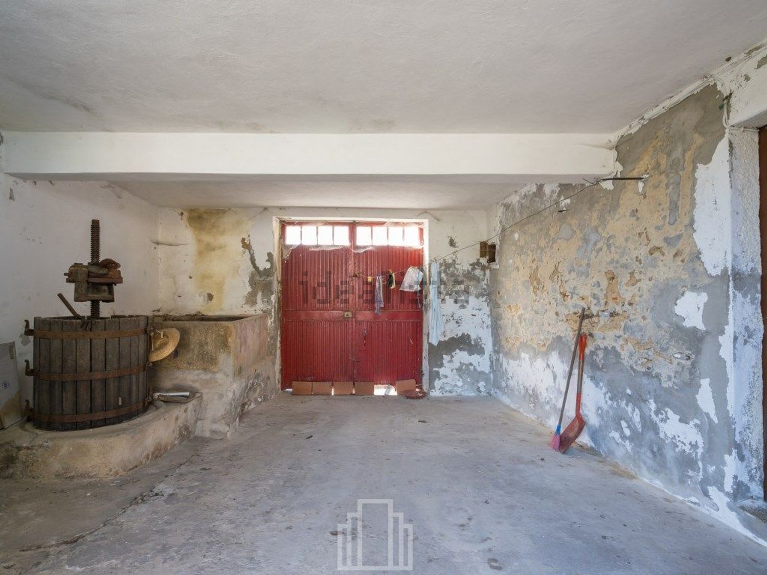 小楼房或独栋别墅出售在 São Miguel de Souto - 居住