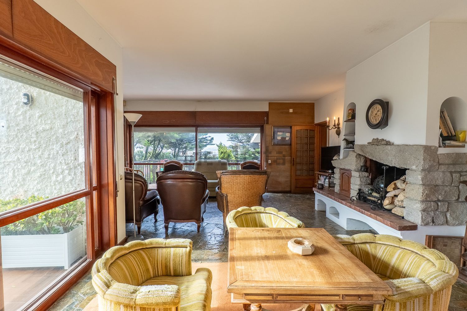 小楼房或独栋别墅出售在Rua da Rotunda - 客厅