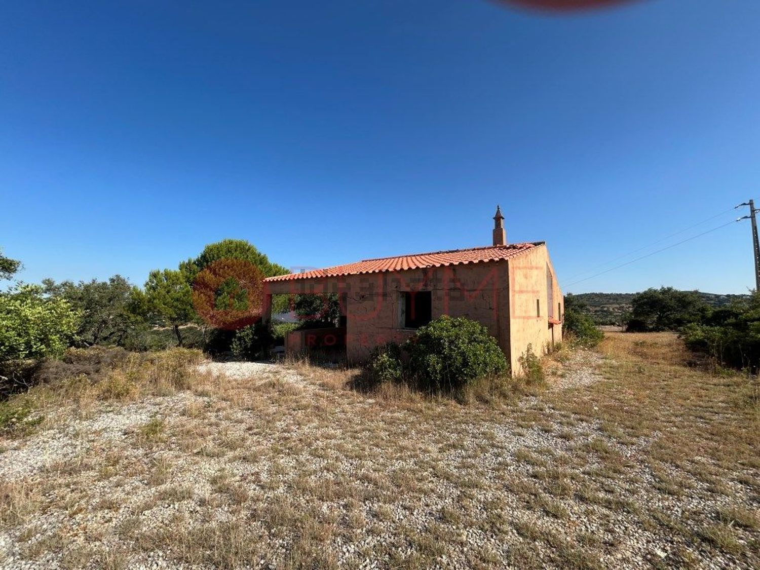 小楼房或独栋别墅出售在 Santa Bárbara de Nexe - 外立面