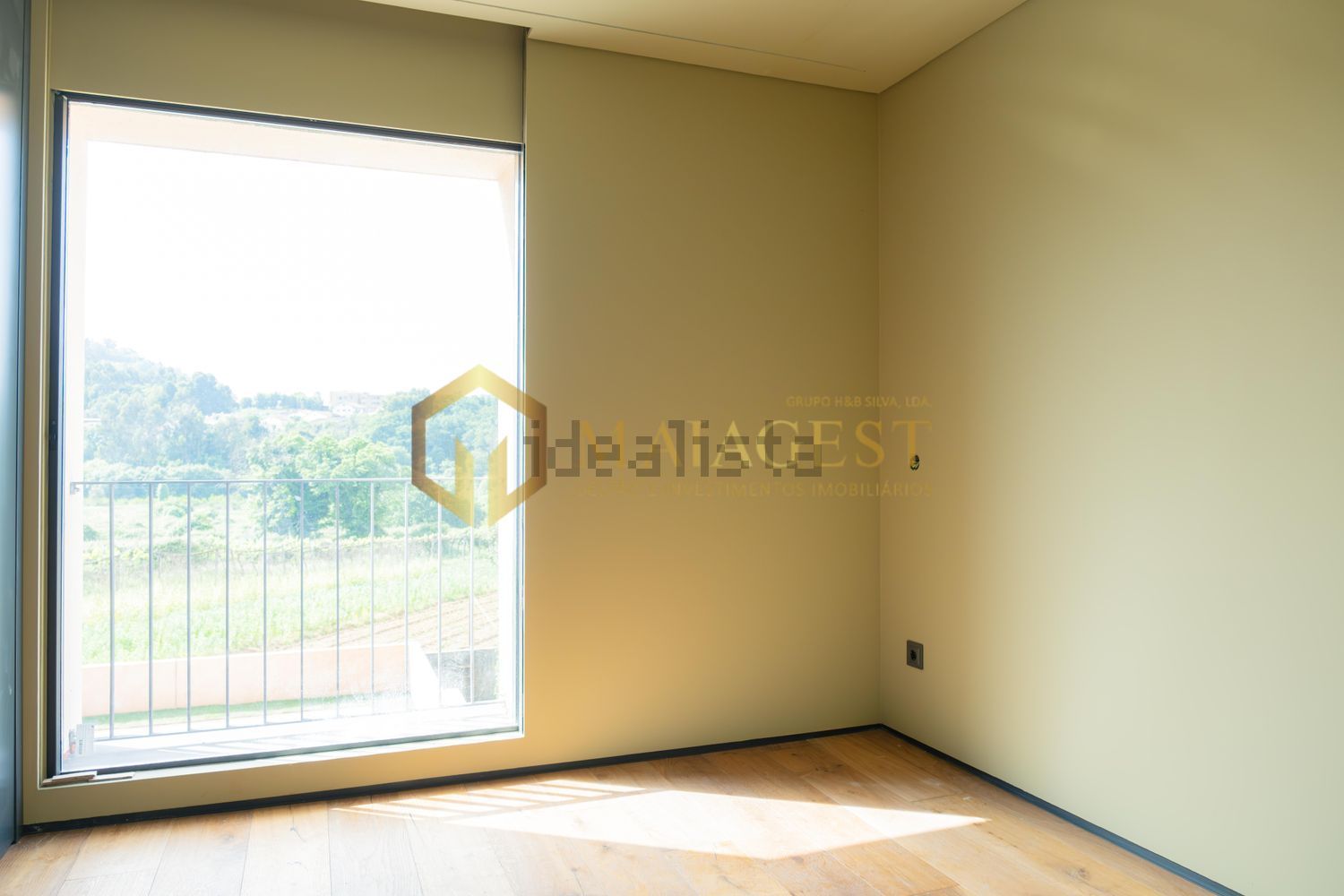 小楼房或独栋别墅出售在Rua Azenha de Cima - 居住