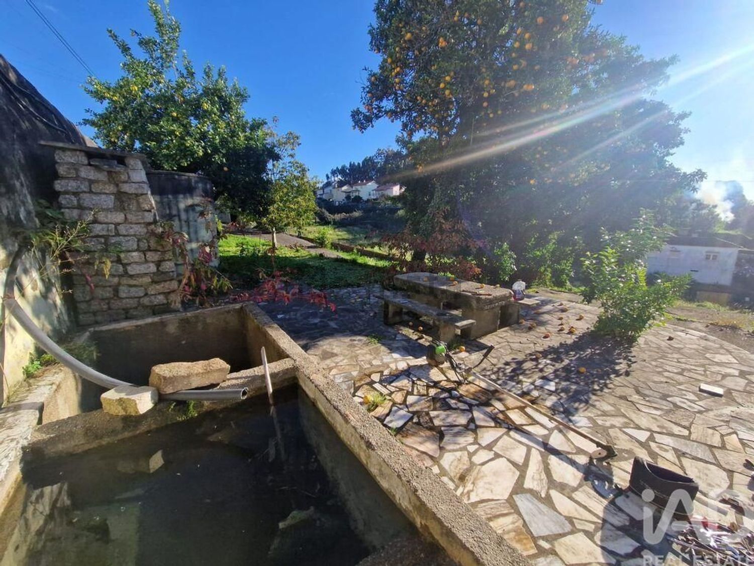 小楼房或独栋别墅出售在 Santa Marta de Portuzelo - 周边