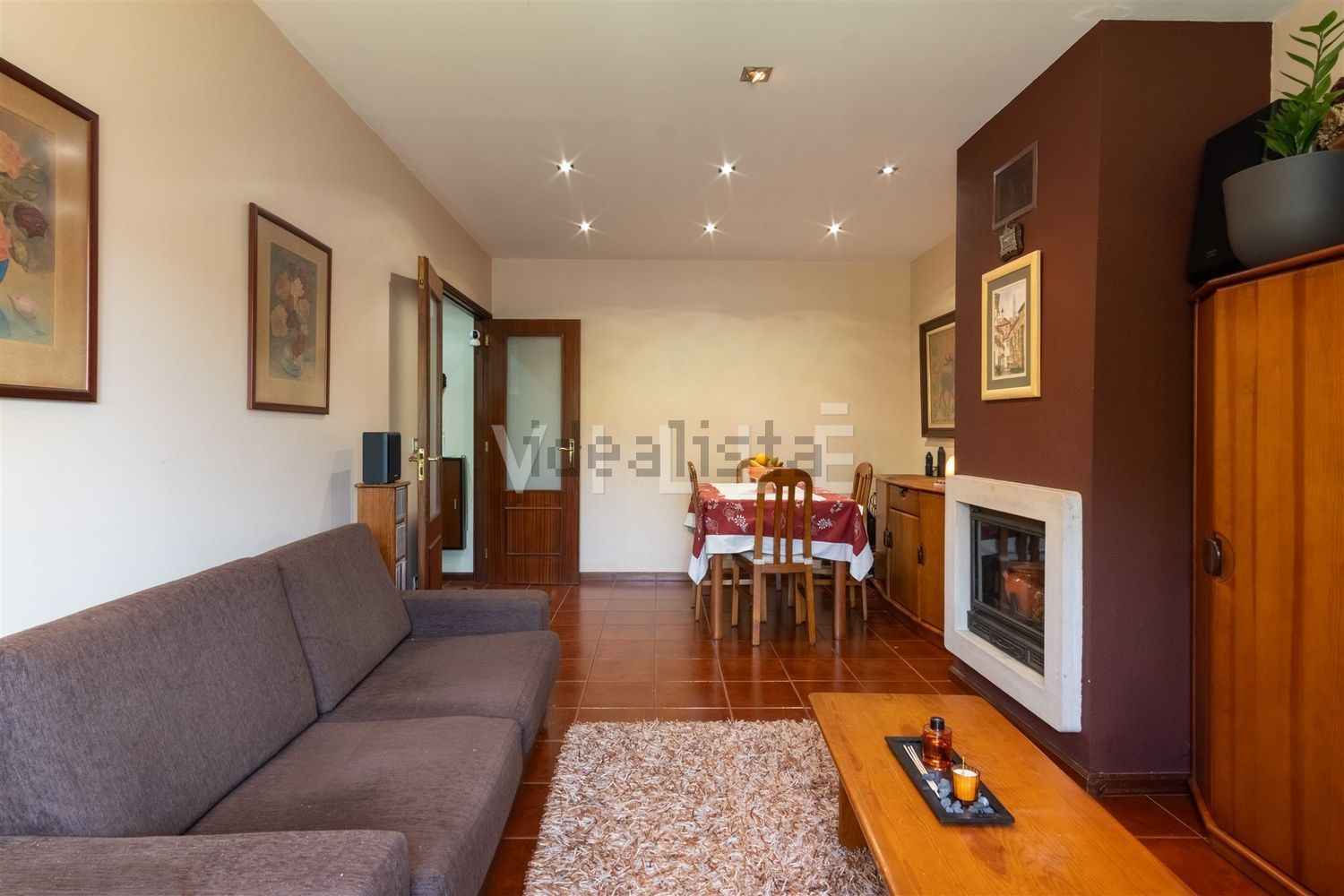 公寓 t2出售在 Custóias - 客厅