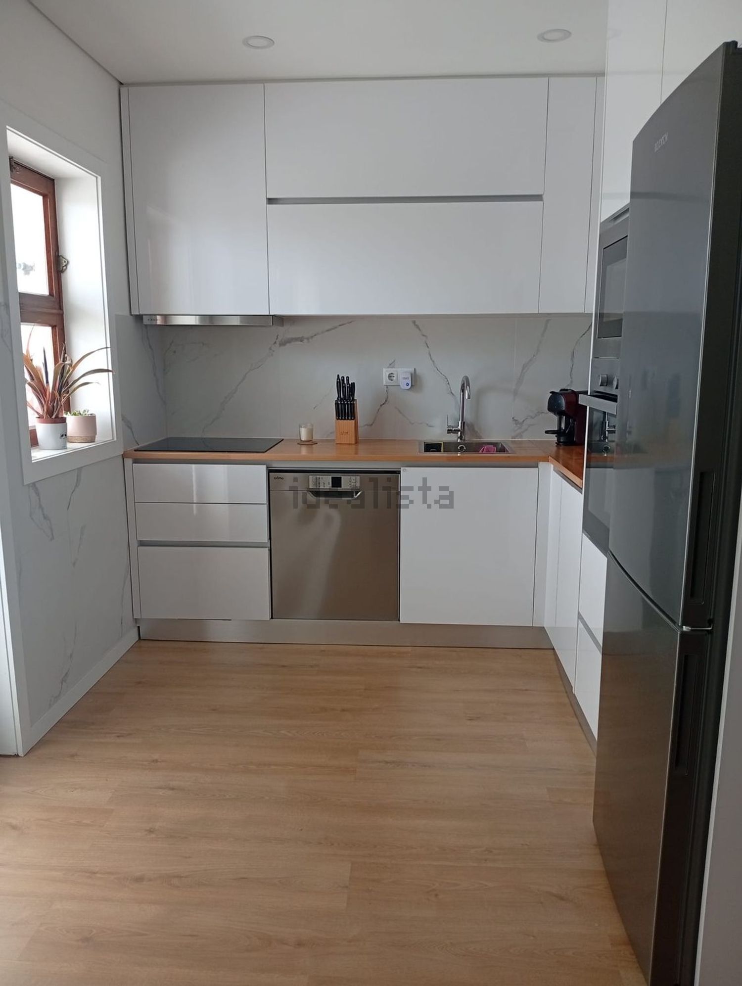 出租公寓 t2在Rua Santa Eulália, 922 - 厨房