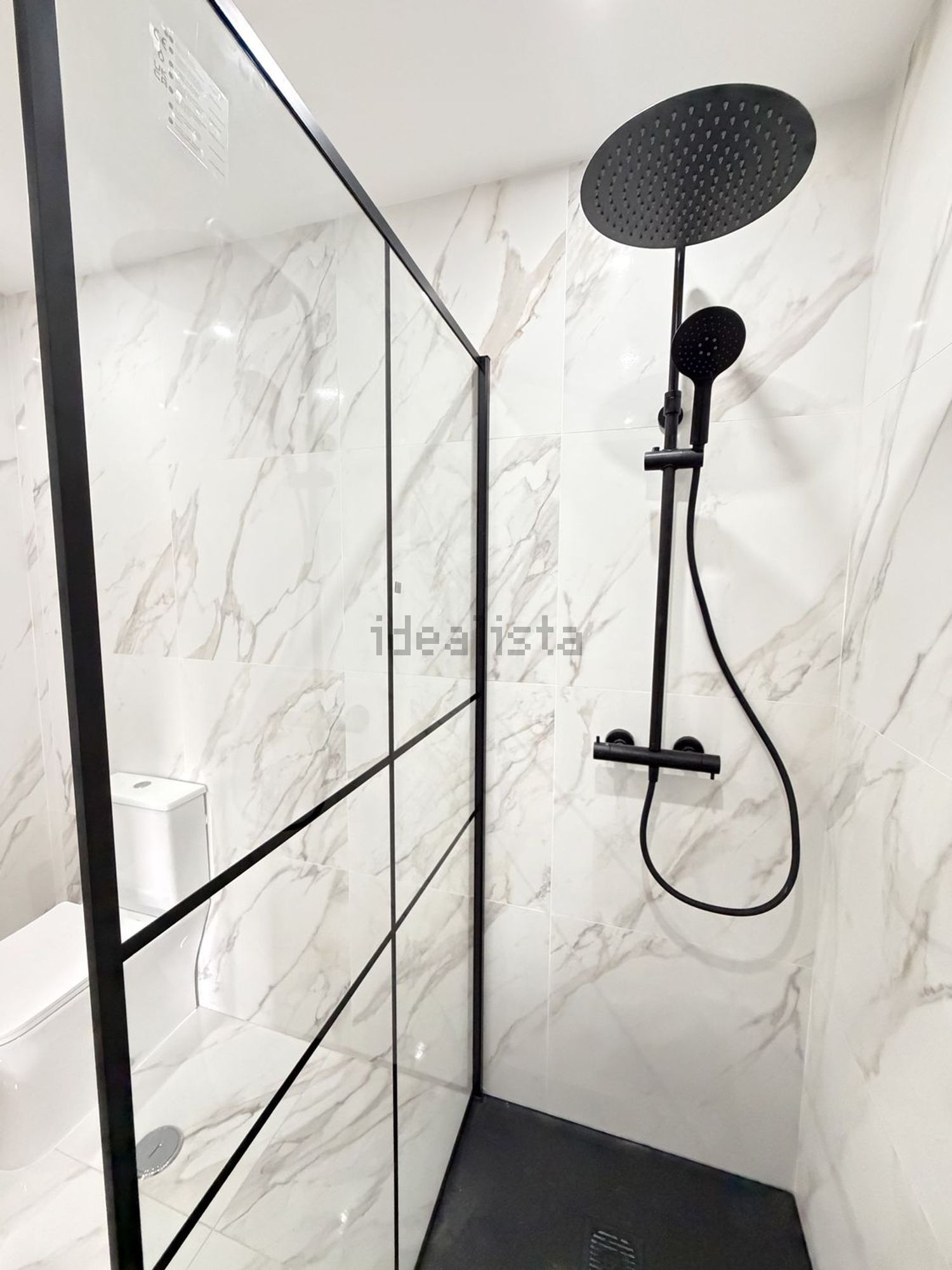 公寓 t3出售在Avenida Dom Dinis, 100 - 卫生间