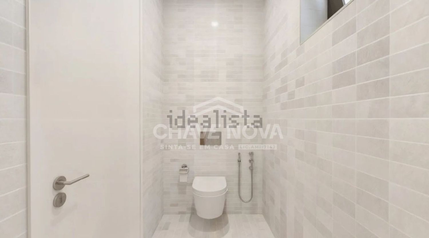 小楼房或独栋别墅出售在 Vila Nova de Gaia - 卫生间