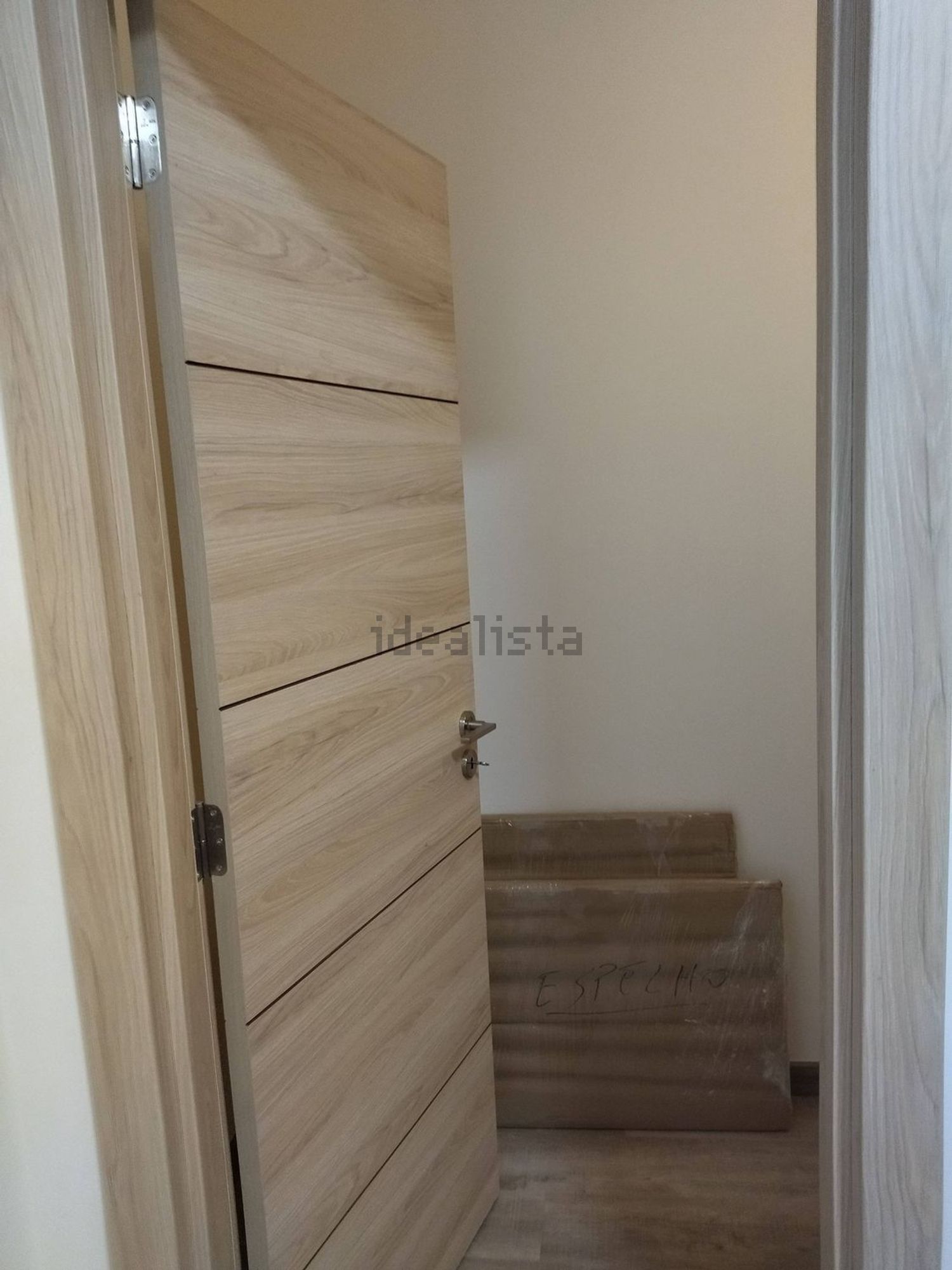 公寓 t3出售在Avenida Afonso de Paiva, 9 - 试衣间