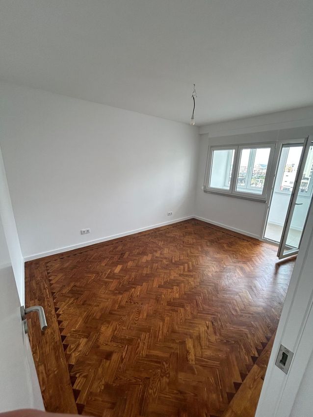 出租公寓 t3在Avenida 25 de Abril, 51