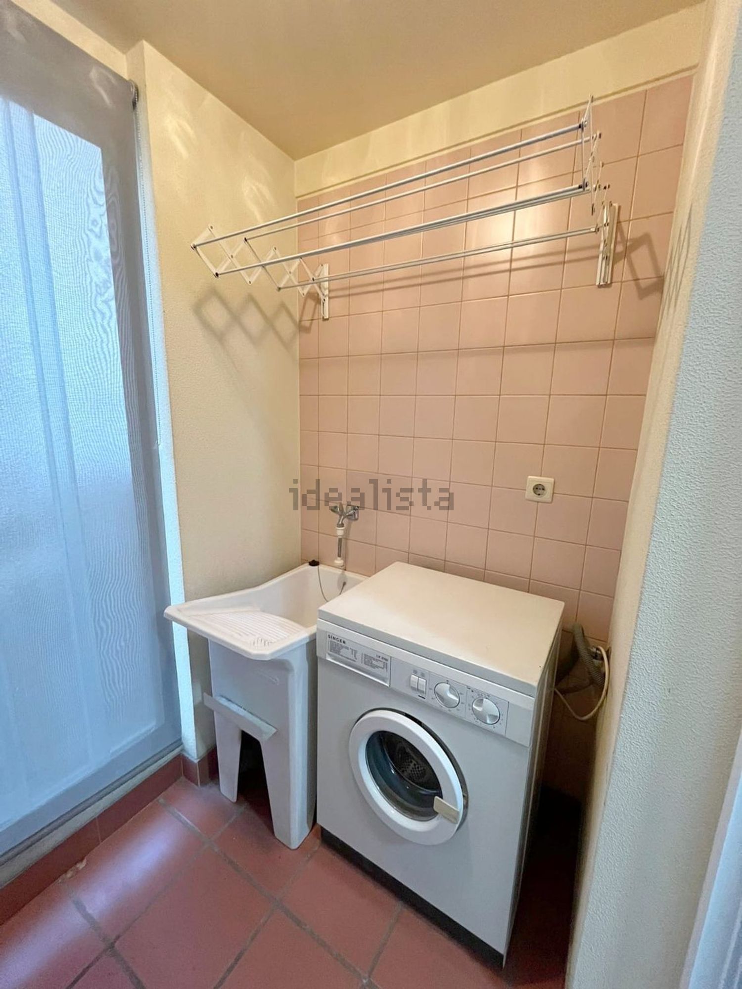 公寓 t1出售在Rua da Casa Branca, 70 - 卫生间