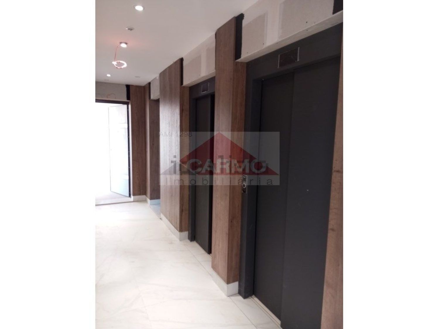 公寓 t3出售在Avenida Cidade da Praia - 过道