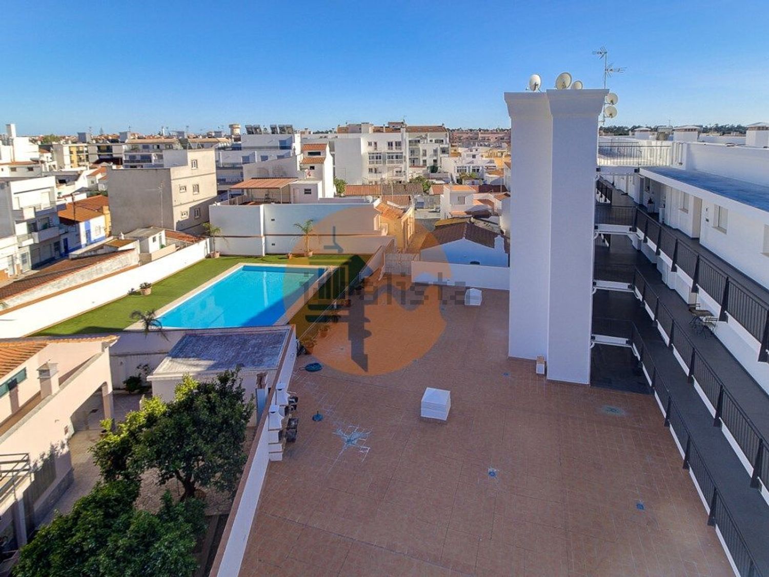 公寓 t2出售在 Vila Real de Santo António - 游泳池