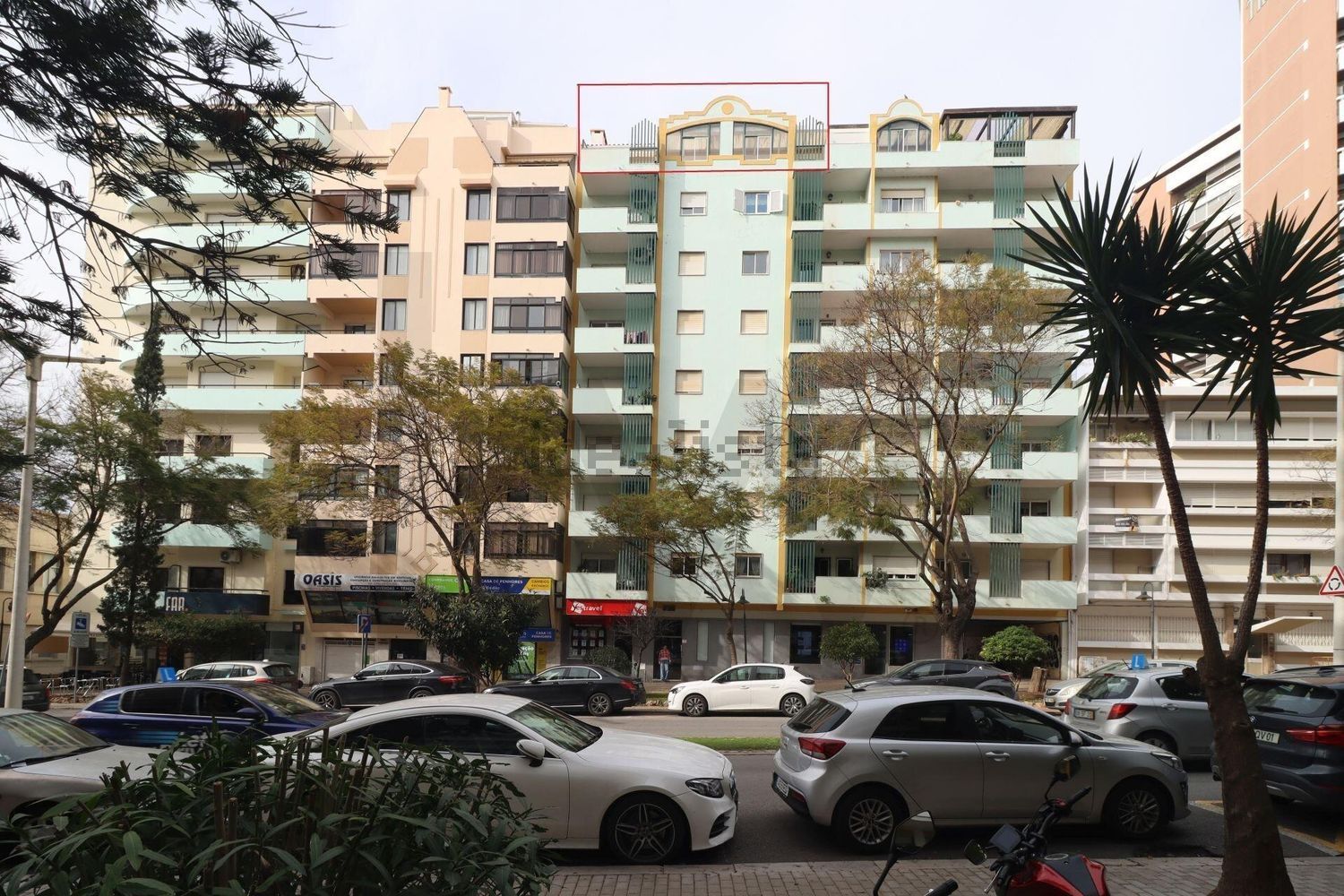 顶层公寓出售在Avenida 5 de Outubro - 视线