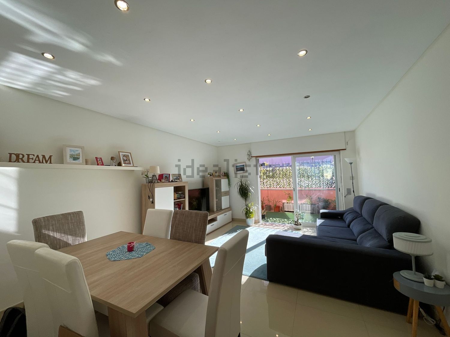 公寓 t2出售在Rua Constituição, 8 - 客厅