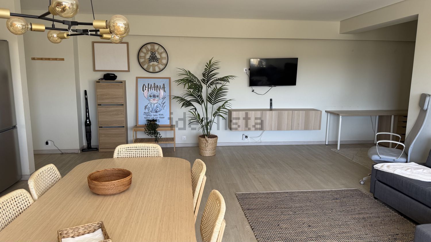 出租公寓 t2在Rua Fernão Lopes - 客厅