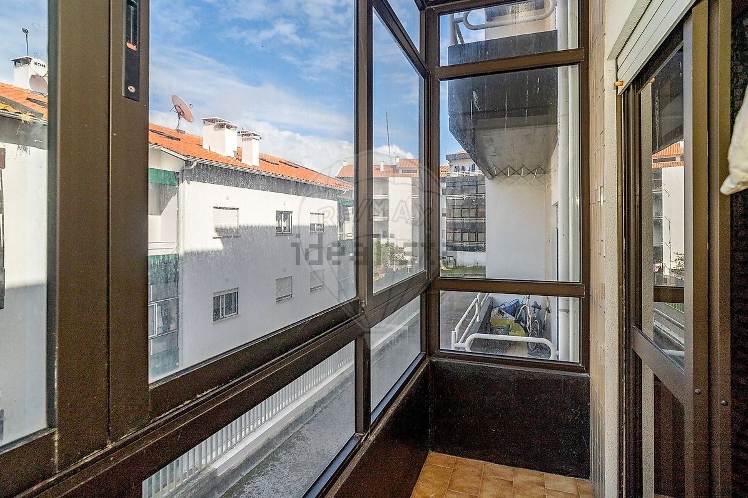 公寓 t2出售在Avenida 1º de Maio - 阳台