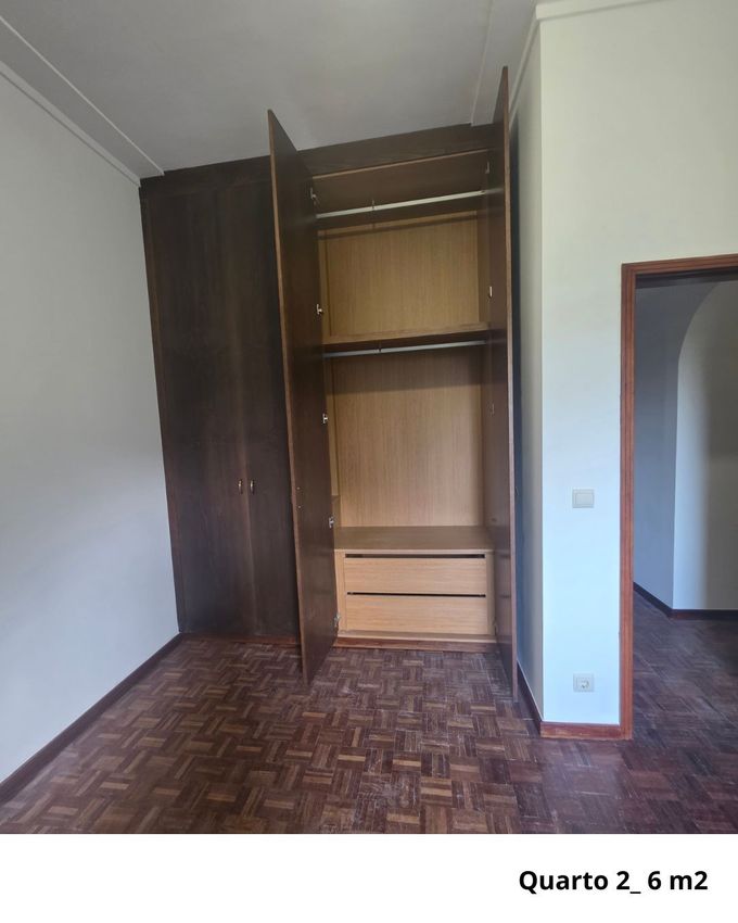 出租房间在Travessa Alheira D'Aquém, 19 n