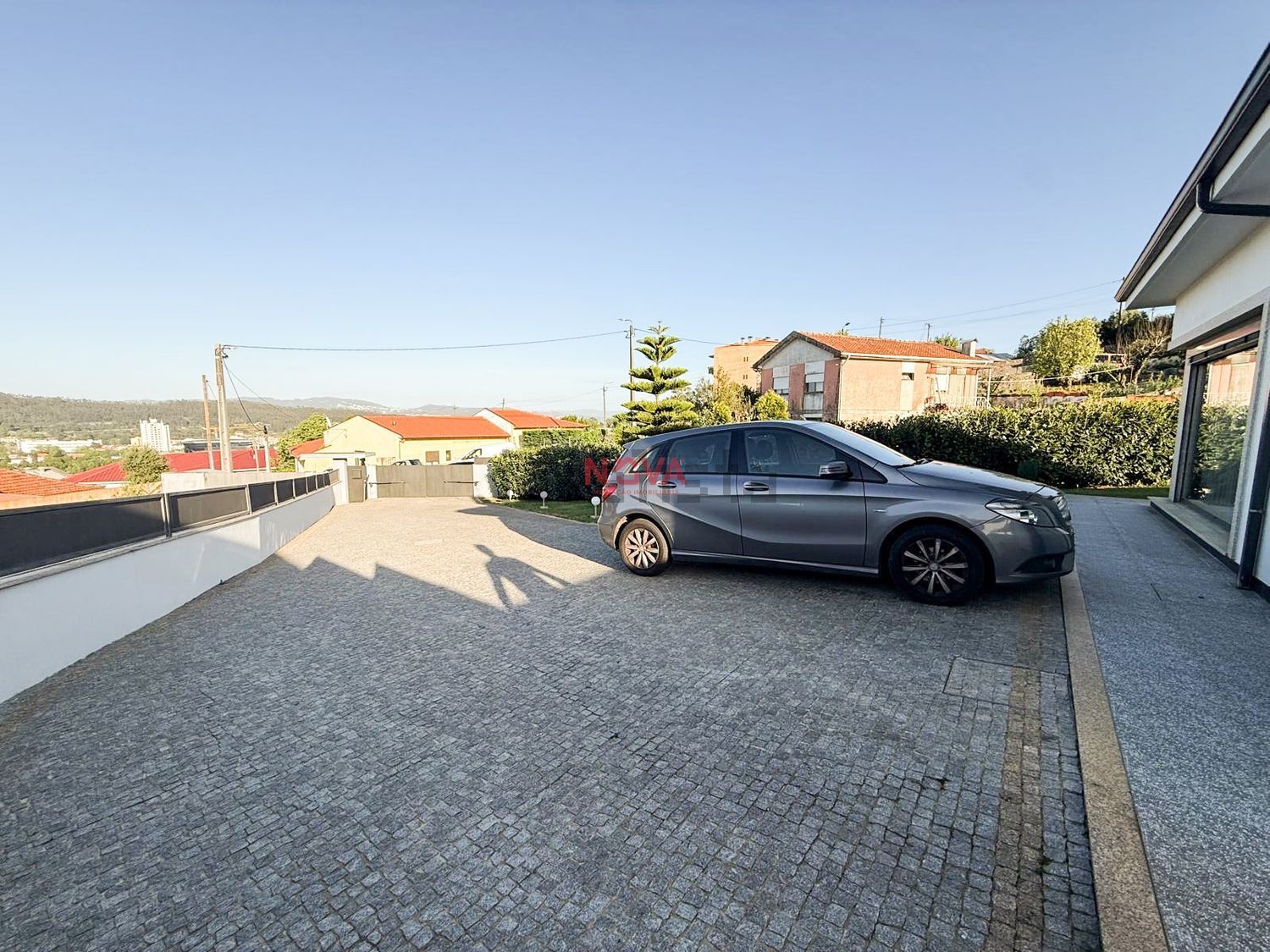 小楼房或独栋别墅出售在Travessa Sousa Viterbo, 47 - 照片
