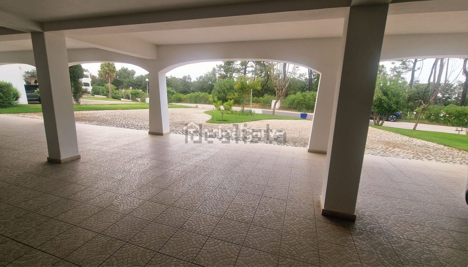 公寓 t4出售在 Quinta da Malata - 花园