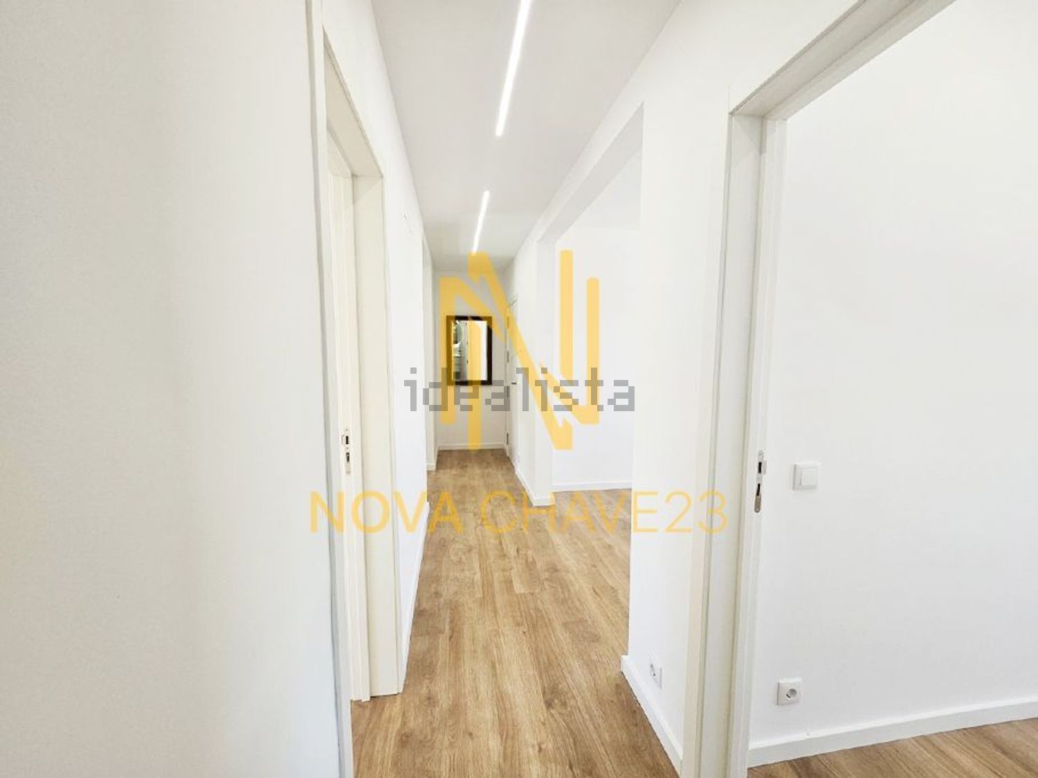 公寓 t2出售在Bairro Alegre, 12 - 过道