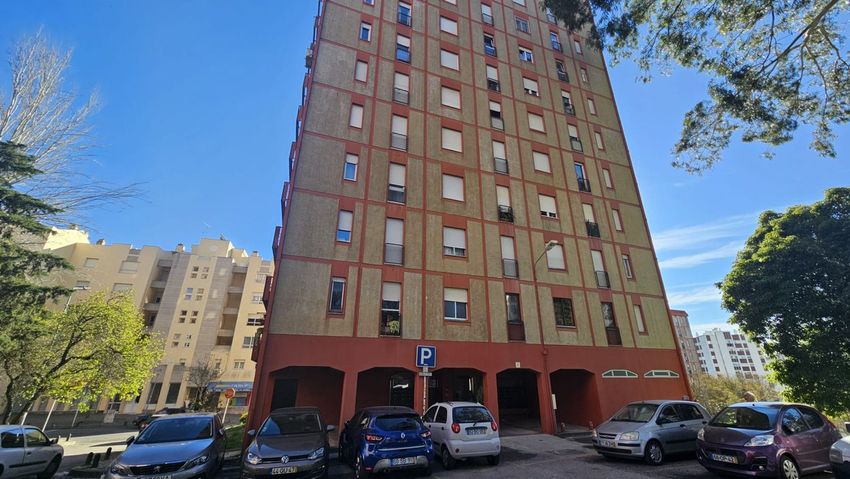 公寓 t2出售在Praceta Marquês do Alegrete, 3